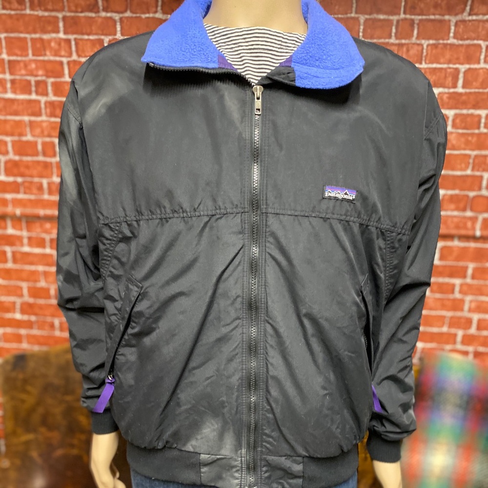 Patagonia vintage black nylon jacket size L